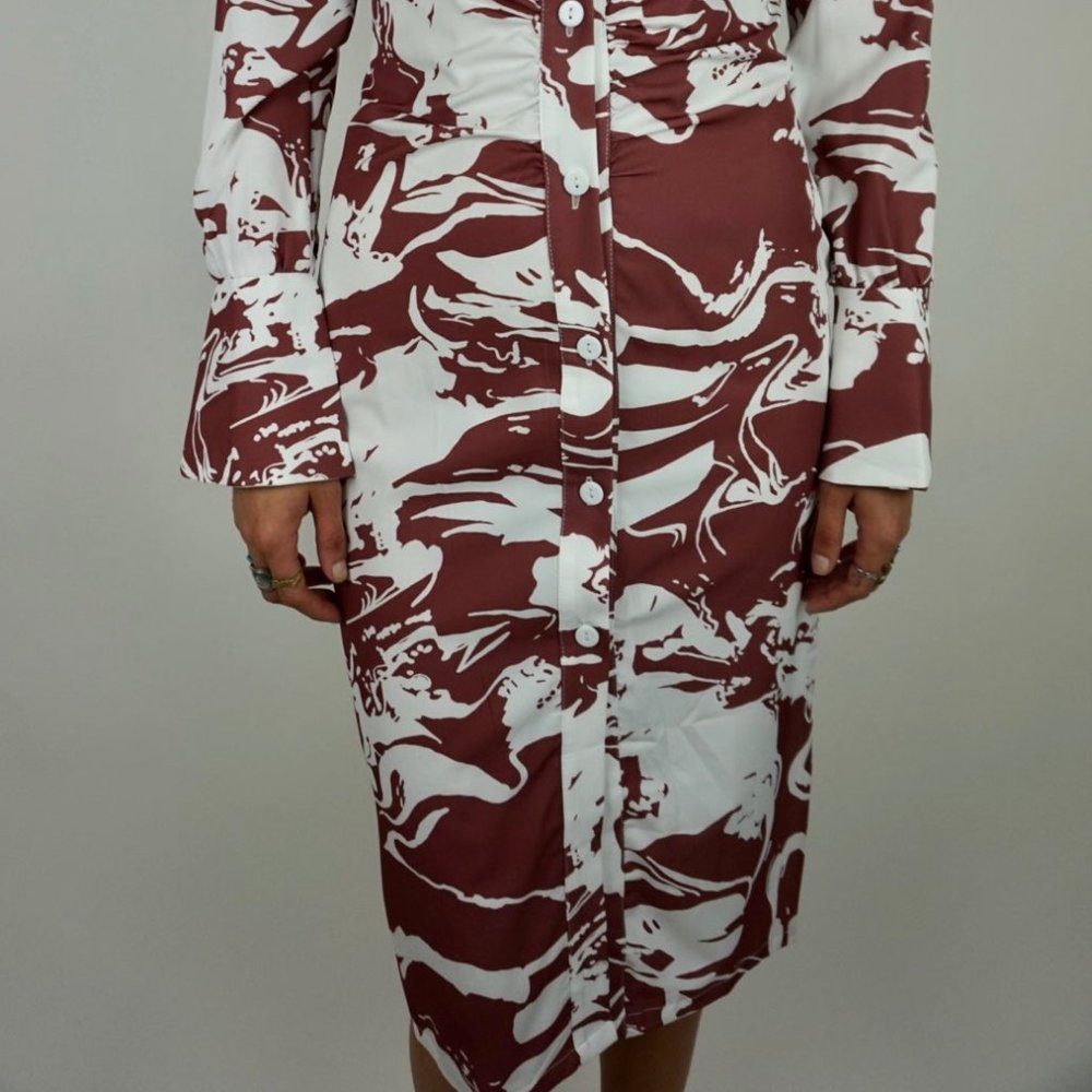 Abstract Midi Dress - Picture 3 of 8